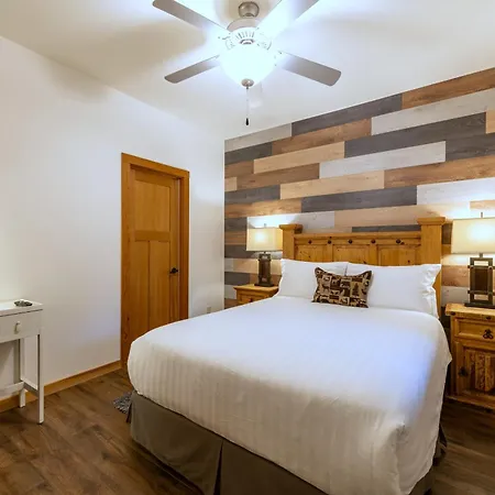 Canyon Ridge Lodge-3